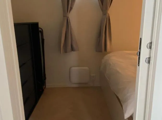 Entire Renovated From 1780 With Kitchen, Bath, Bedroom, And Living In Skuteviken